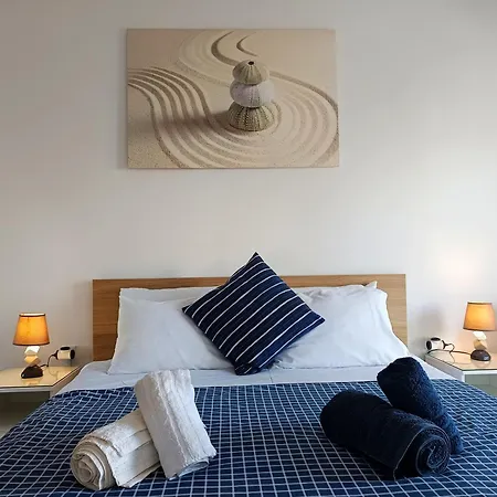 Cozycoast Apartment